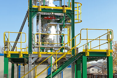 Außenansicht einer Lagerstättenwasseraufbereitungsanlage